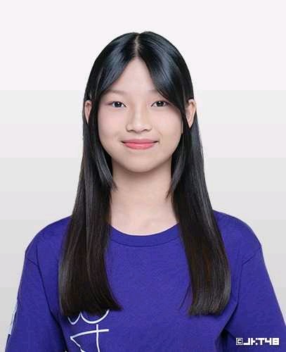 Maxine JKT48